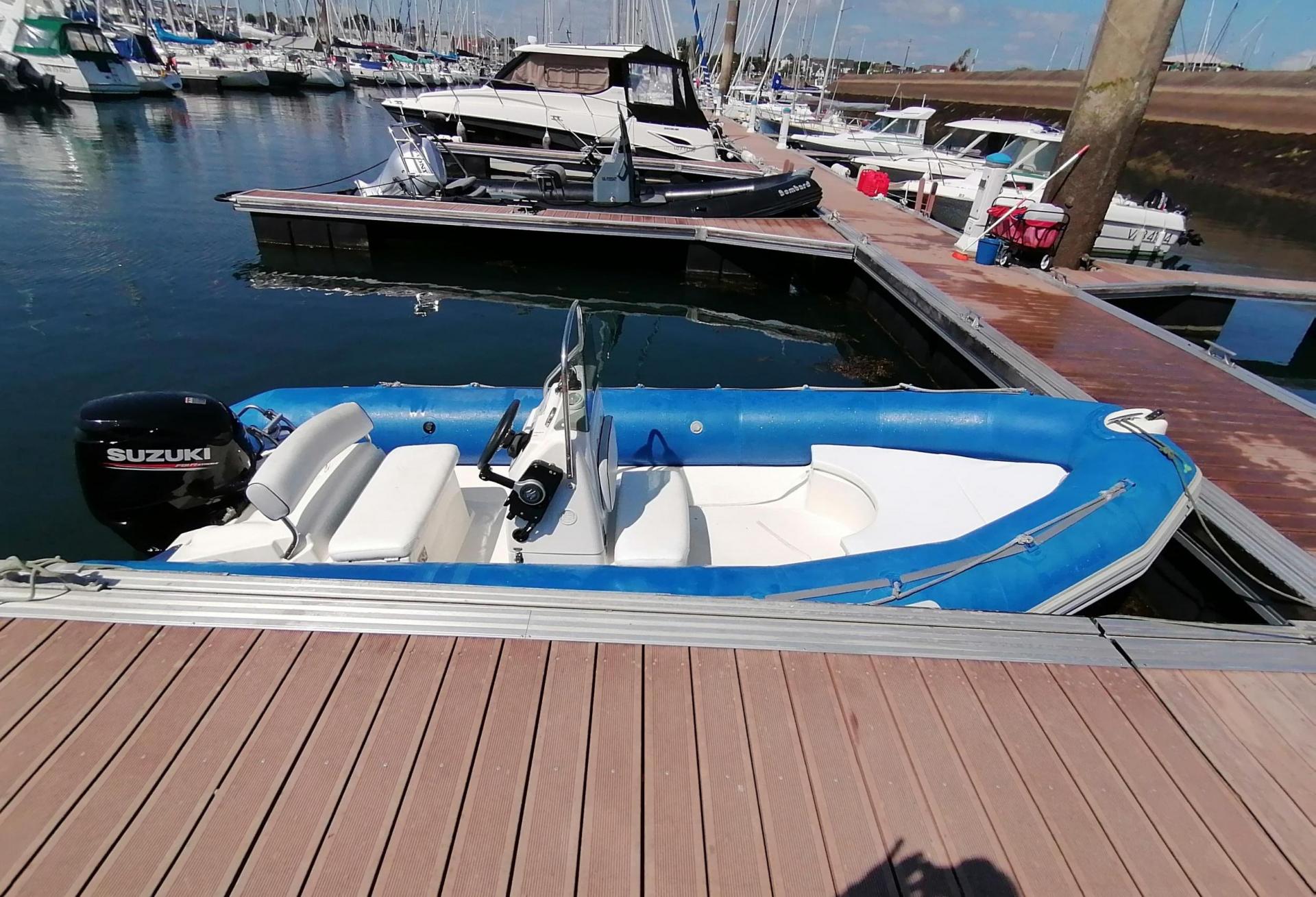 Bateau moteur ZODIAC BOMBARD EXPLORER SB 5.50 2008 exterieur 4