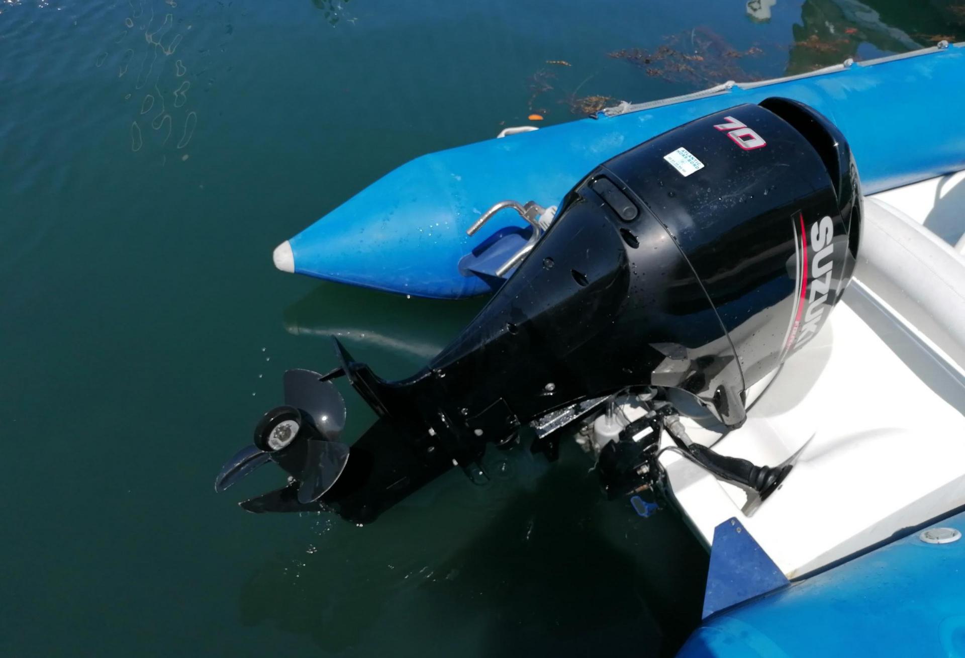 Bateau moteur ZODIAC BOMBARD EXPLORER SB 5.50 2008 exterieur 11