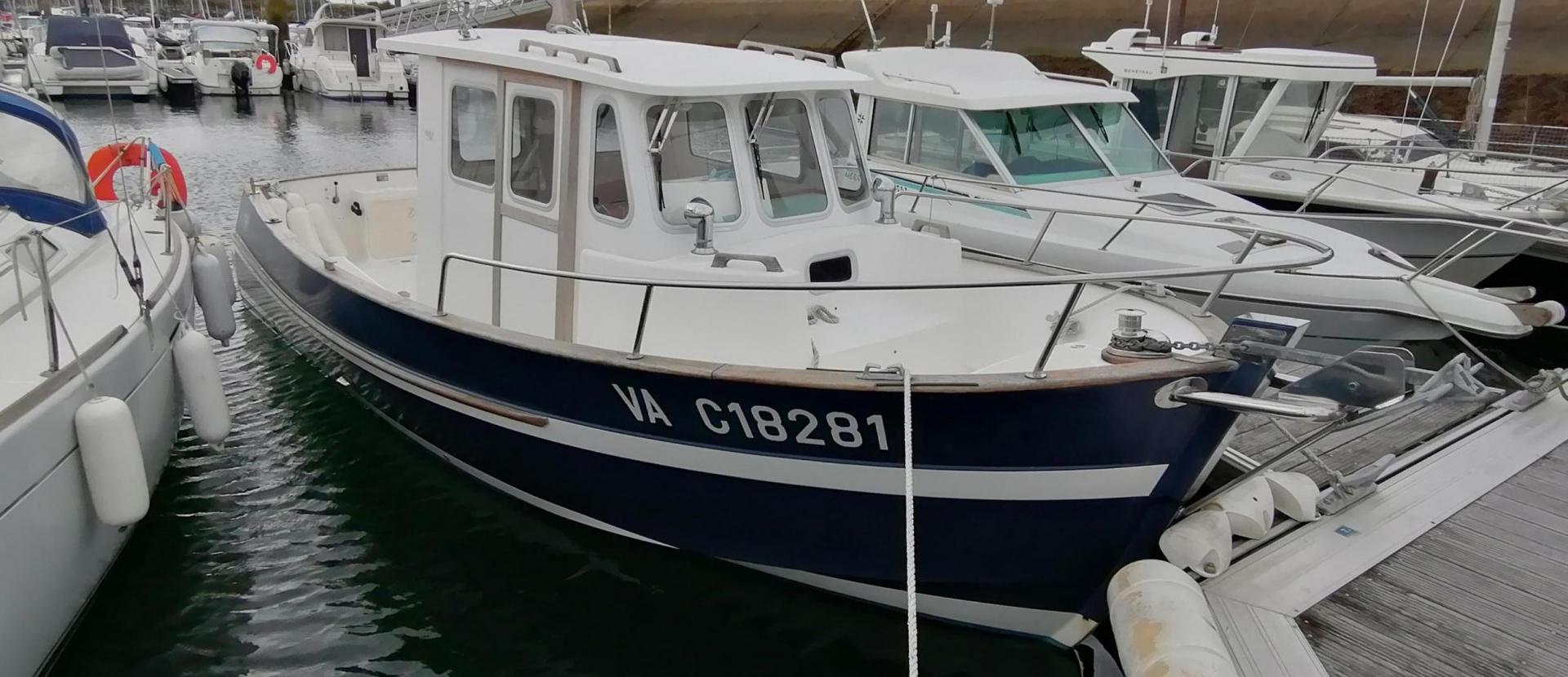 Bateau moteur RHEA 750 2004 home