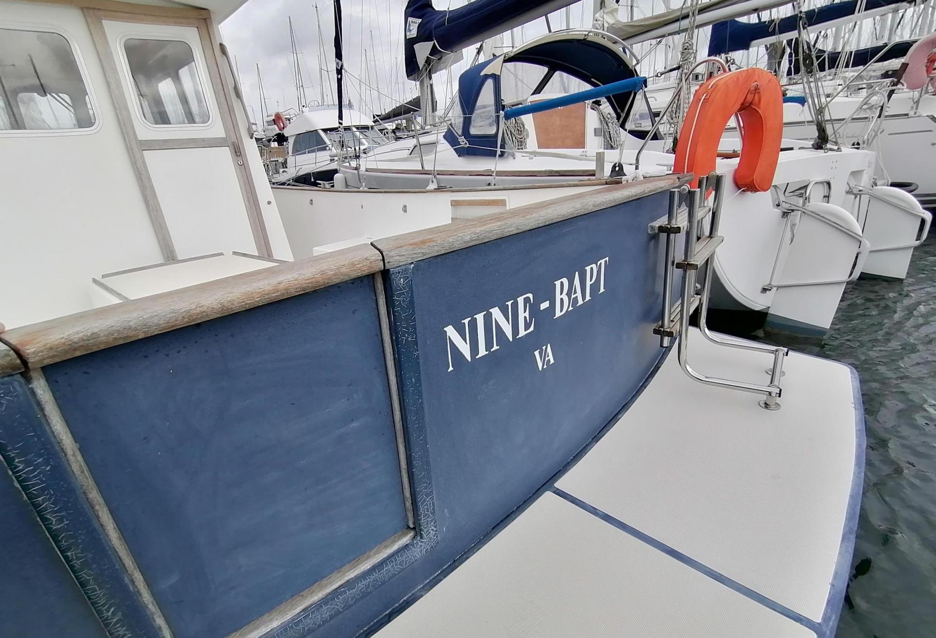 Bateau moteur RHEA 750 2004 exterieur 8