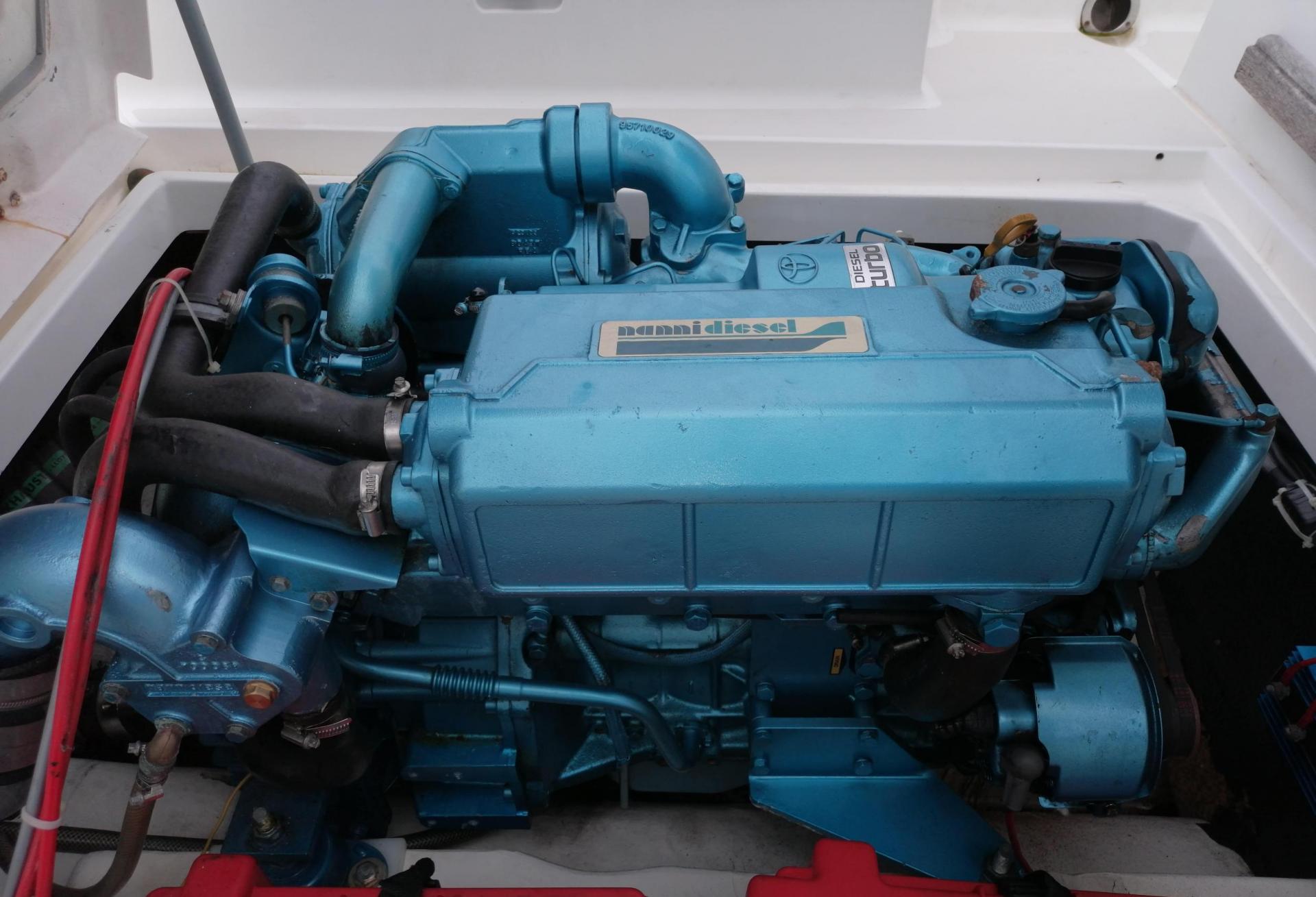Bateau moteur RHEA 750 2004 technique 2