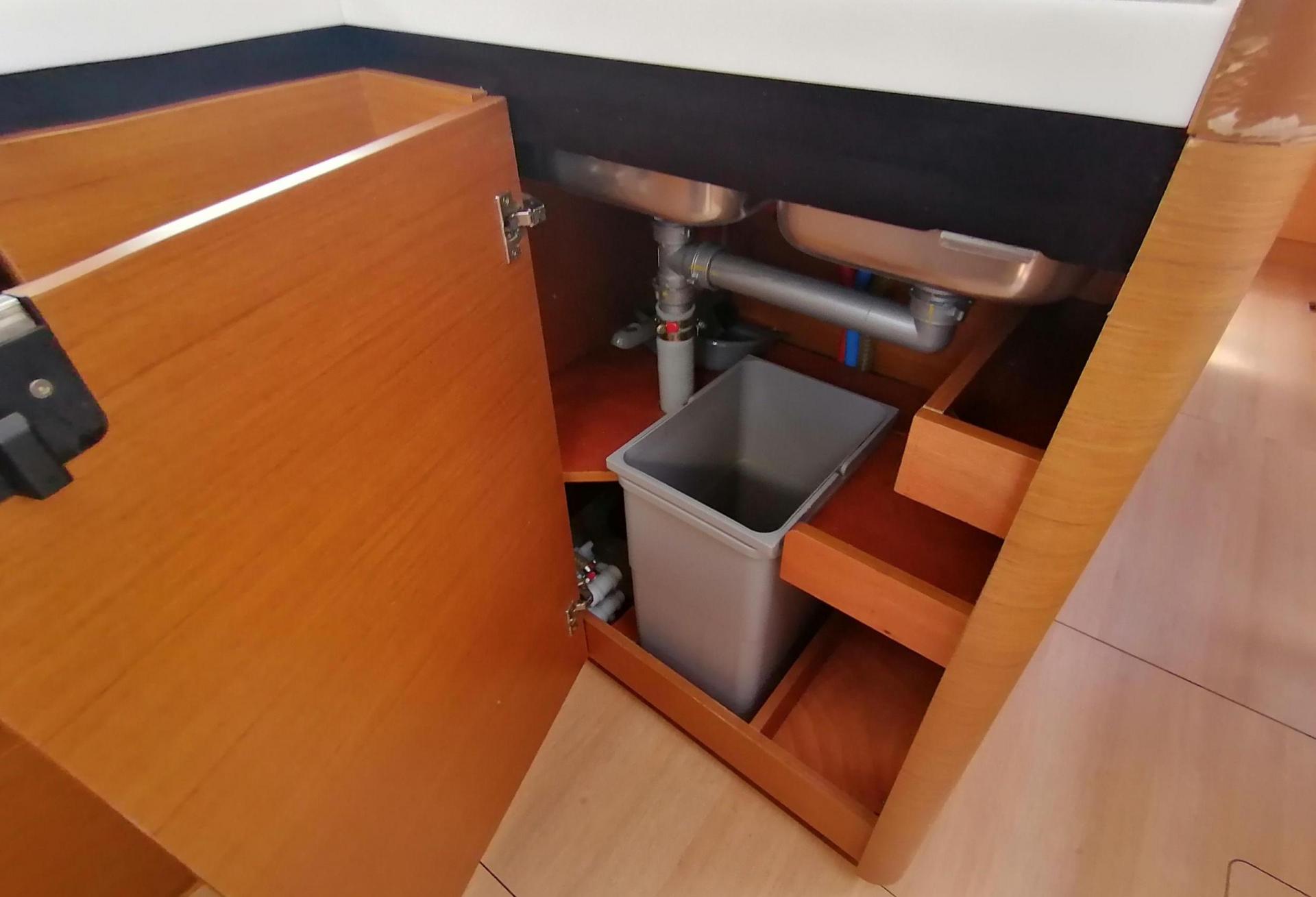 Voilier JEANNEAU - SUN ODYSSEY 440 2020 interieur 9