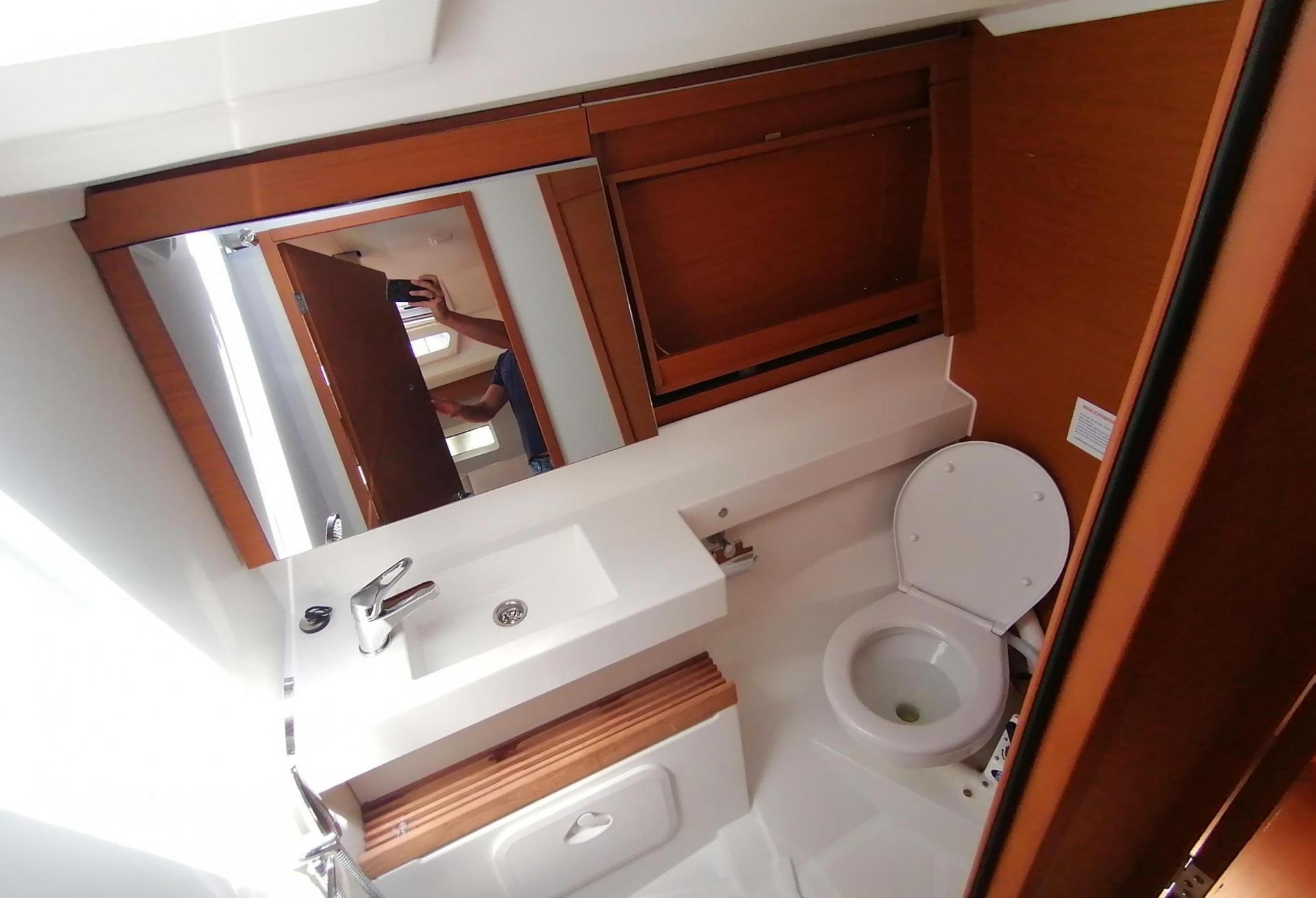Voilier JEANNEAU - SUN ODYSSEY 440 2020 interieur 34