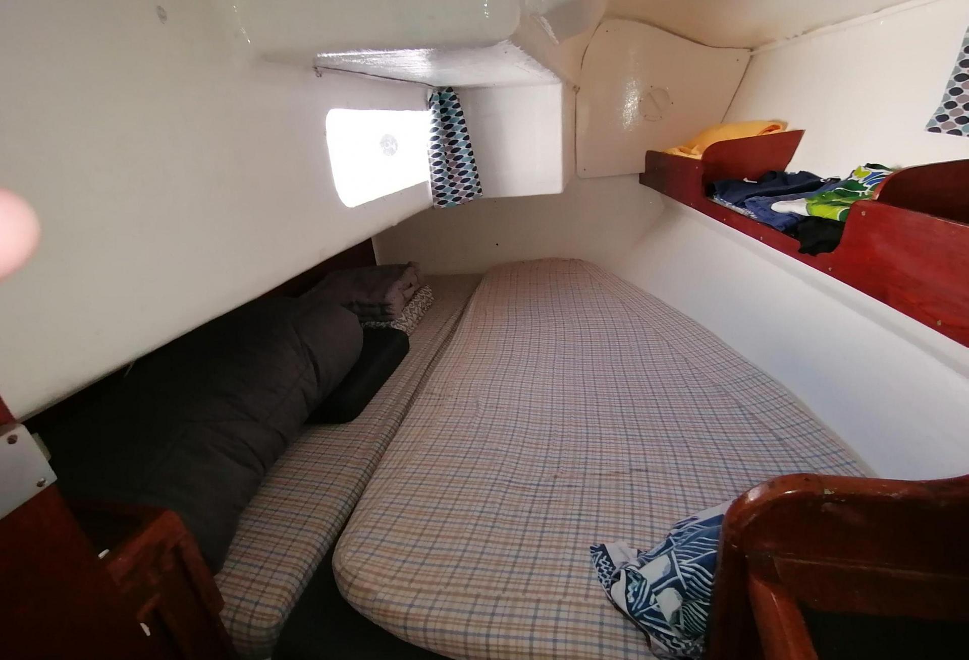 Voilier Westerly Tempest 31 - Biquille 1993 interieur 16