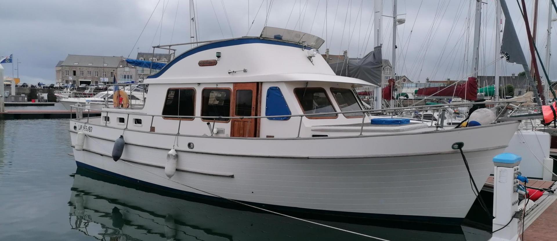 Bateau moteur TRAWLER EUROBANKER 414 1981 home