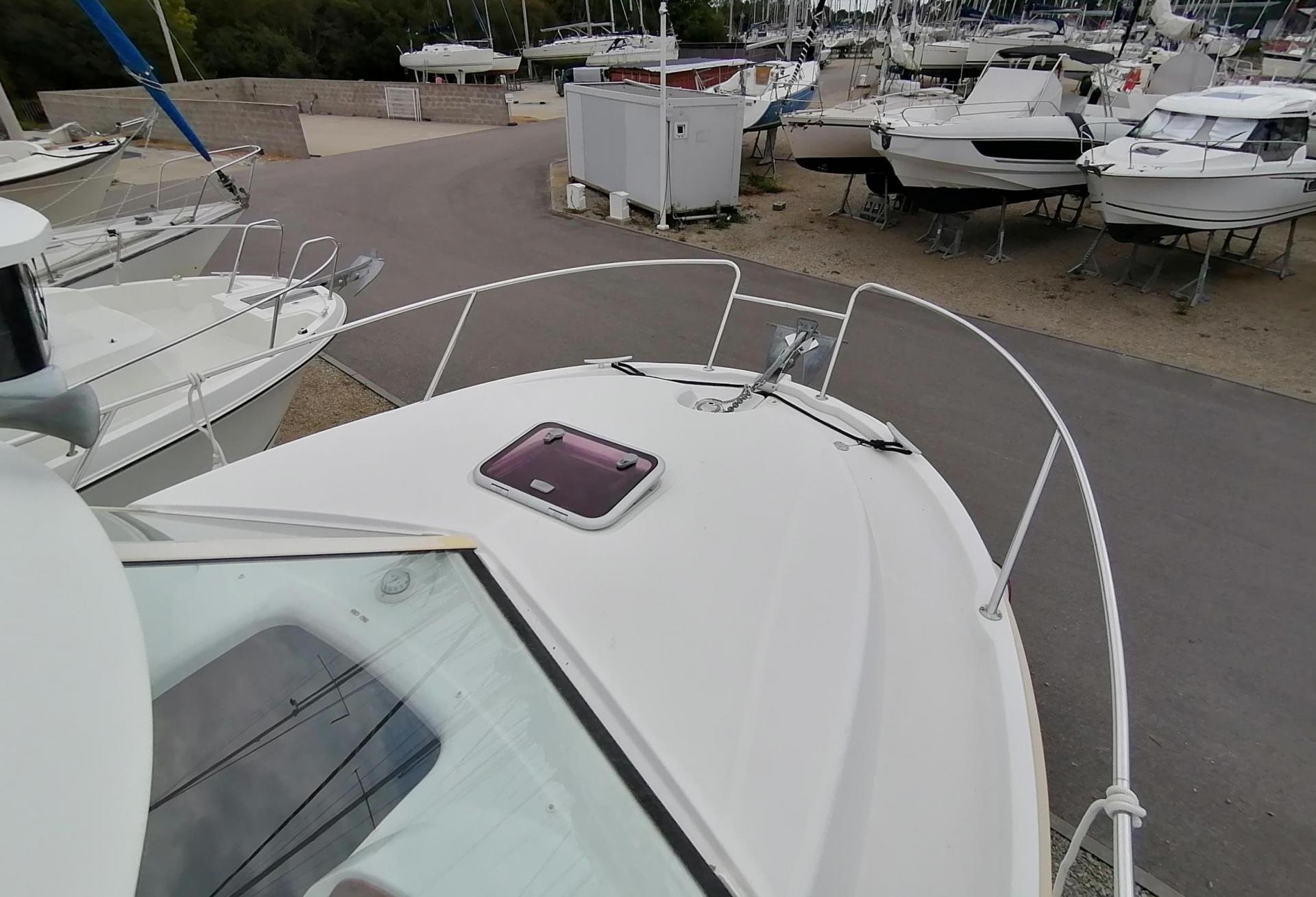 Bateau moteur Beneteau - Antares 8 IB 2009 exterieur 12