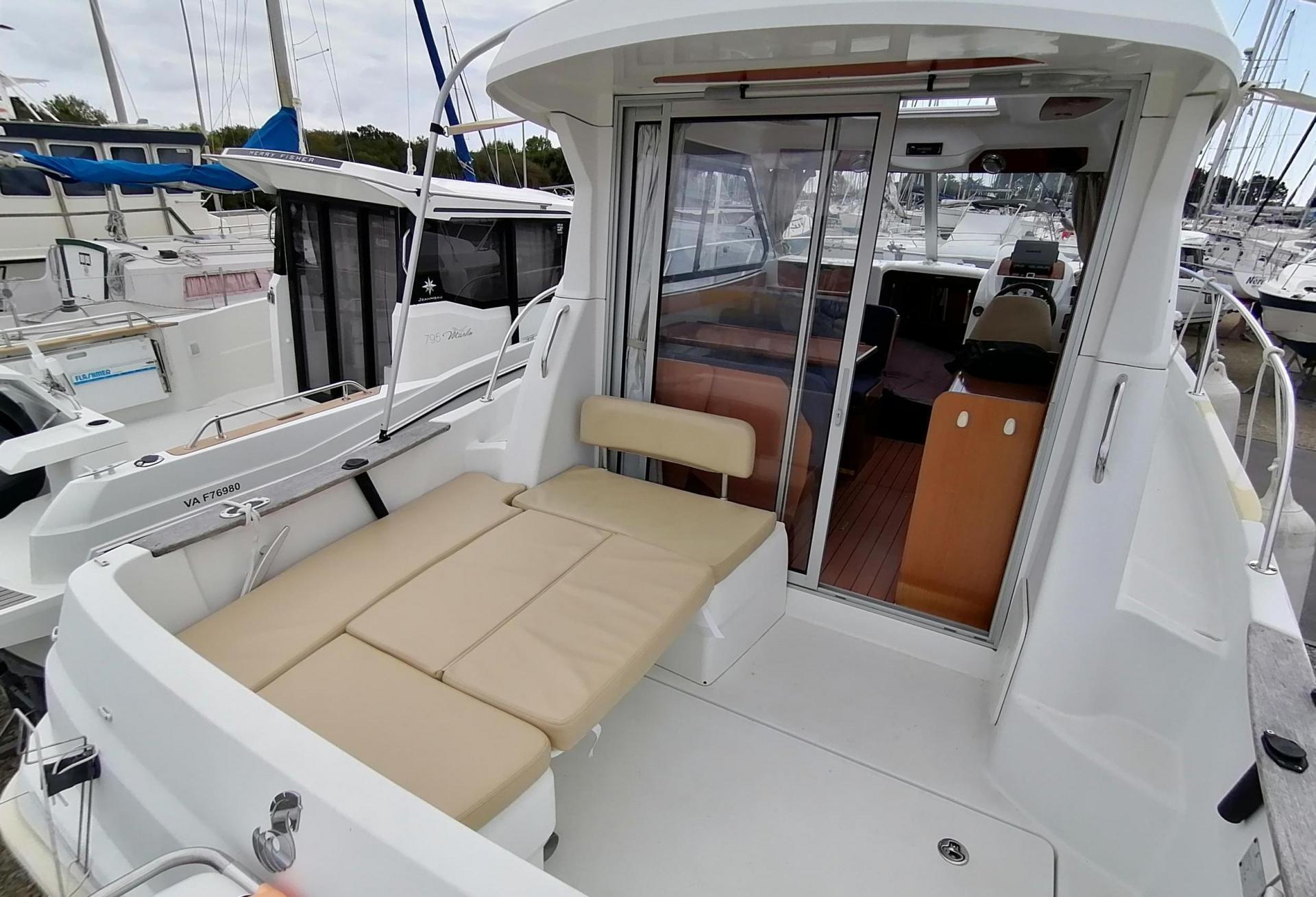 Bateau moteur Beneteau - Antares 8 IB 2009 exterieur 19