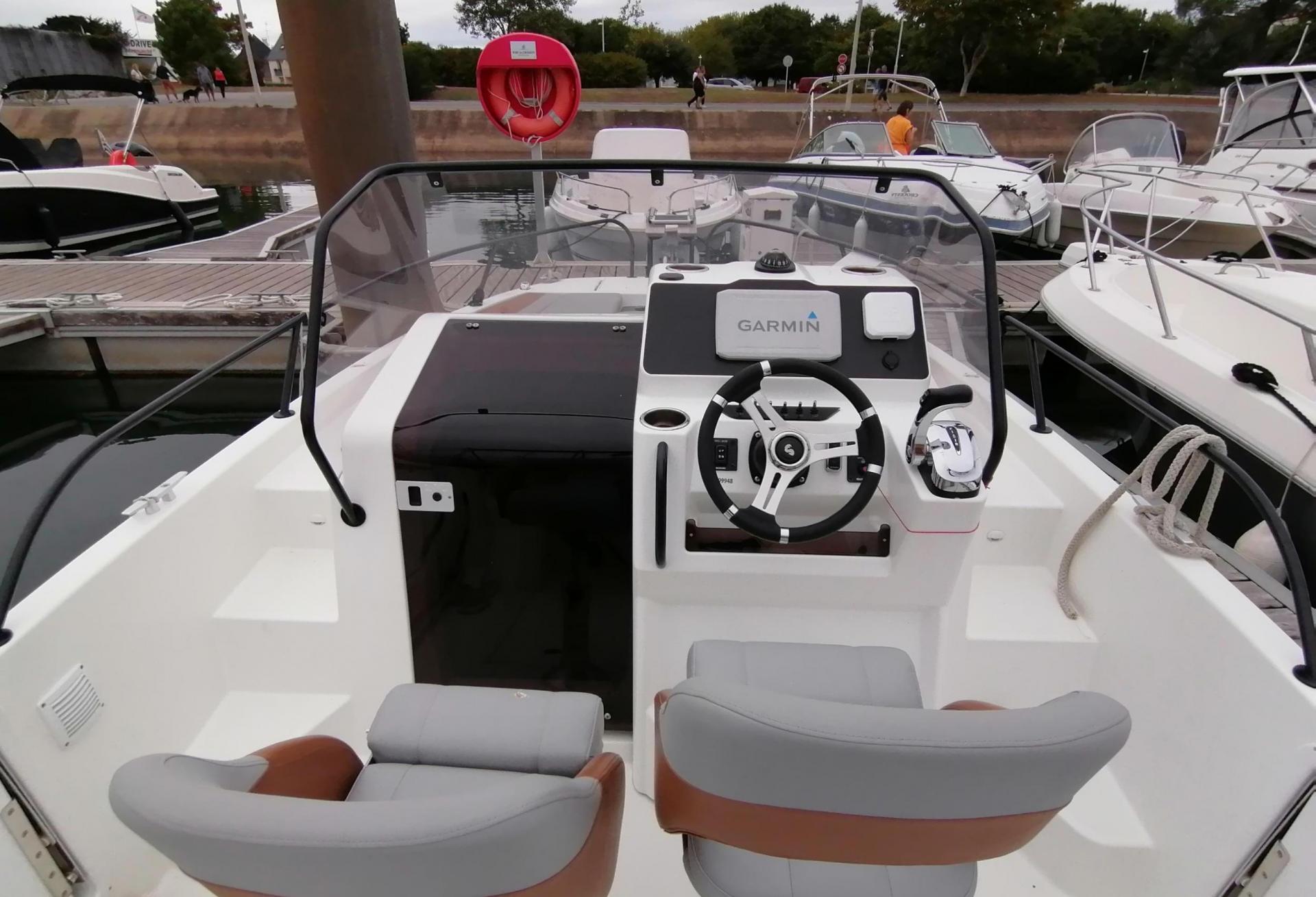 Bateau moteur Flyer 7 SUNDECK 2020 exterieur 6