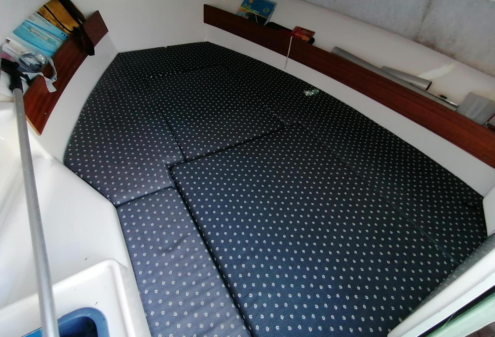 Bateau moteur WHITE SHARK 236 2004 exterieur 19