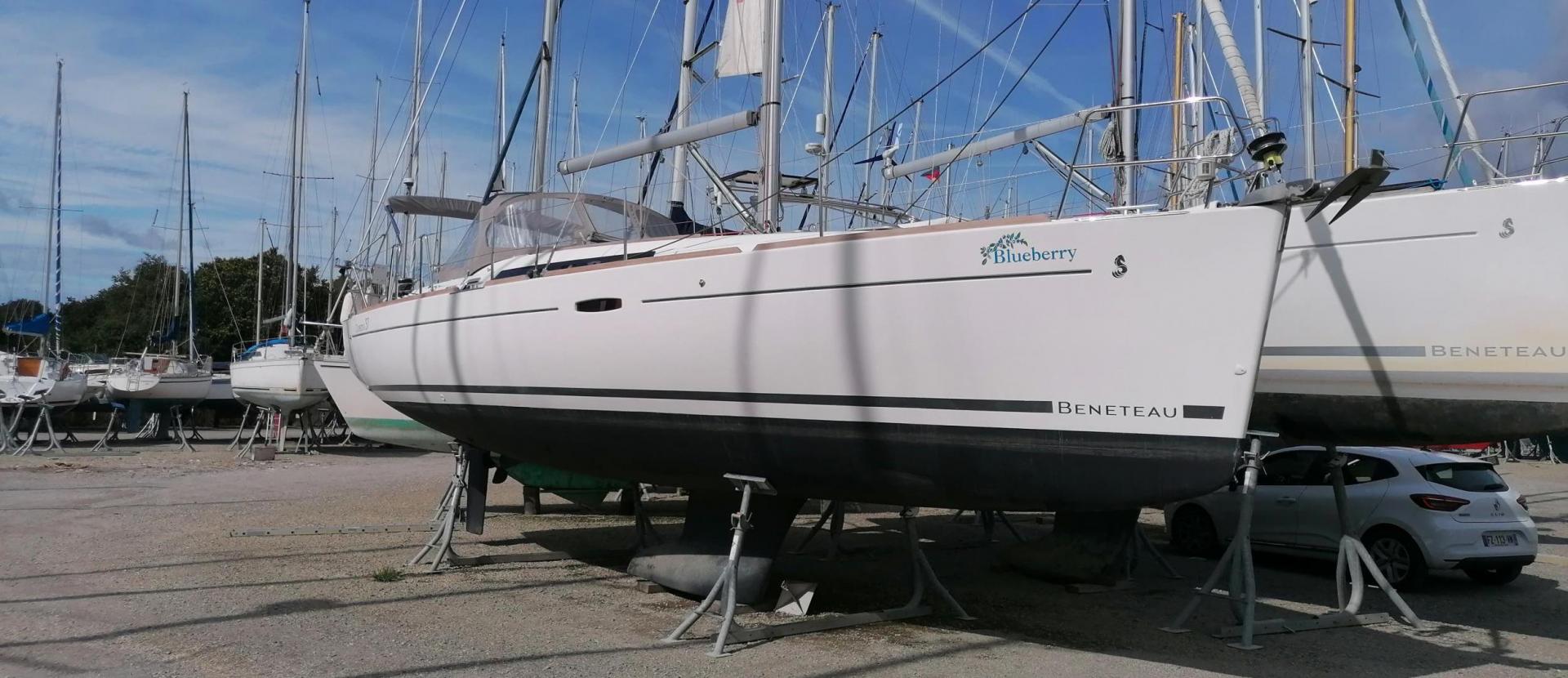 Voilier BENETEAU OCEANIS 37 2013 home