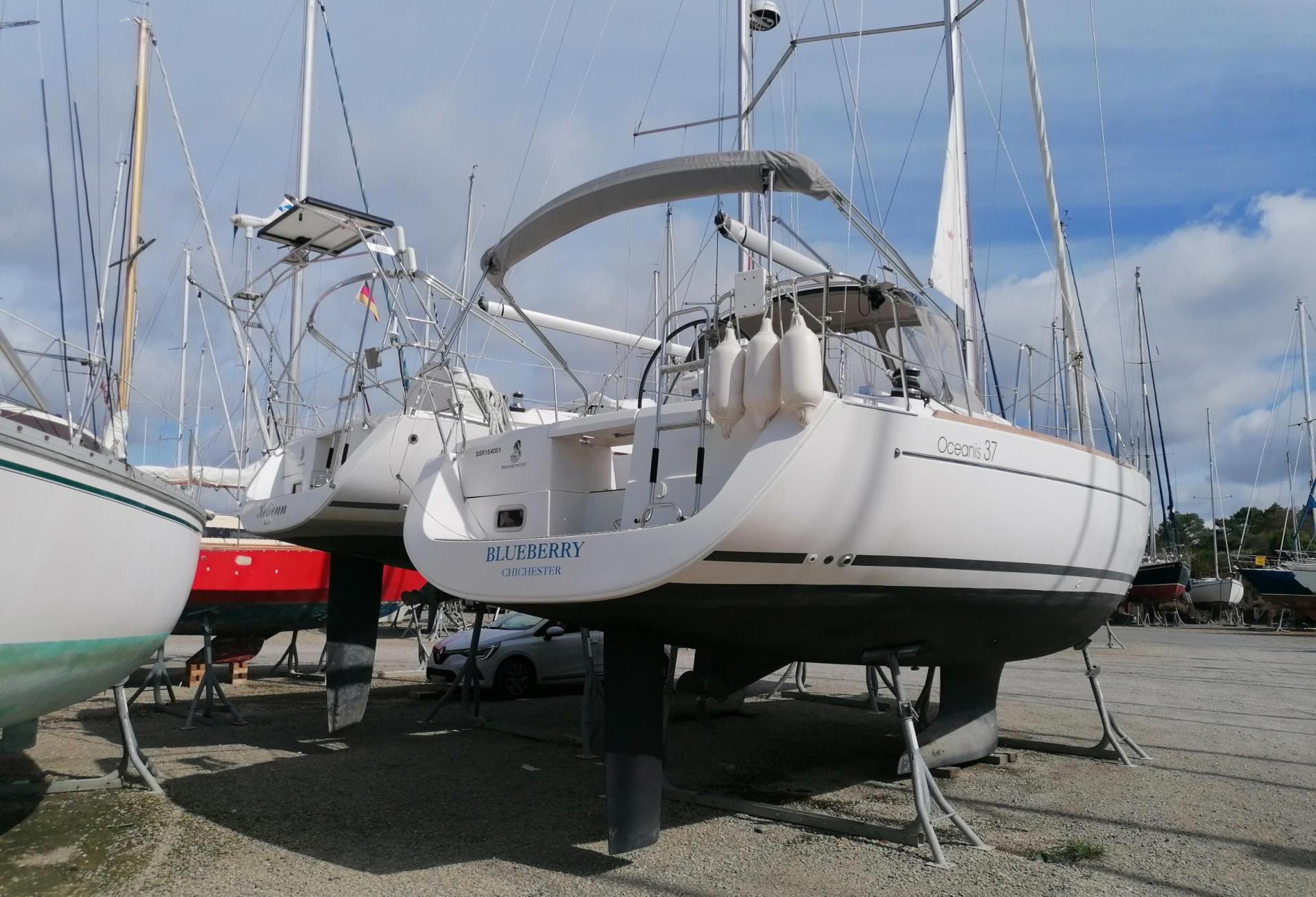 Voilier BENETEAU OCEANIS 37 2013 exterieur 4