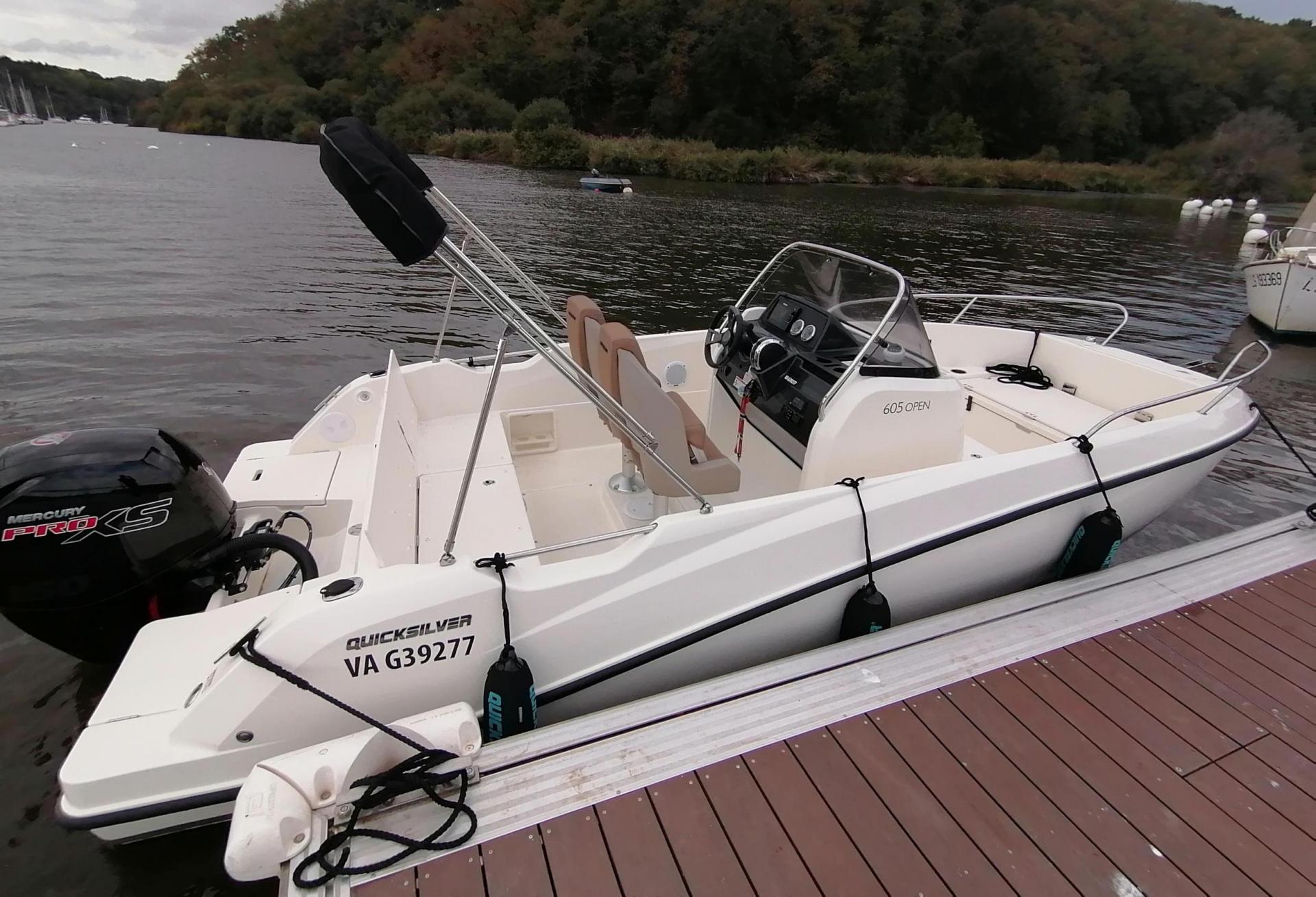 Bateau moteur QUICKSILVER ACTIV 605 OPEN 2021 exterieur 2