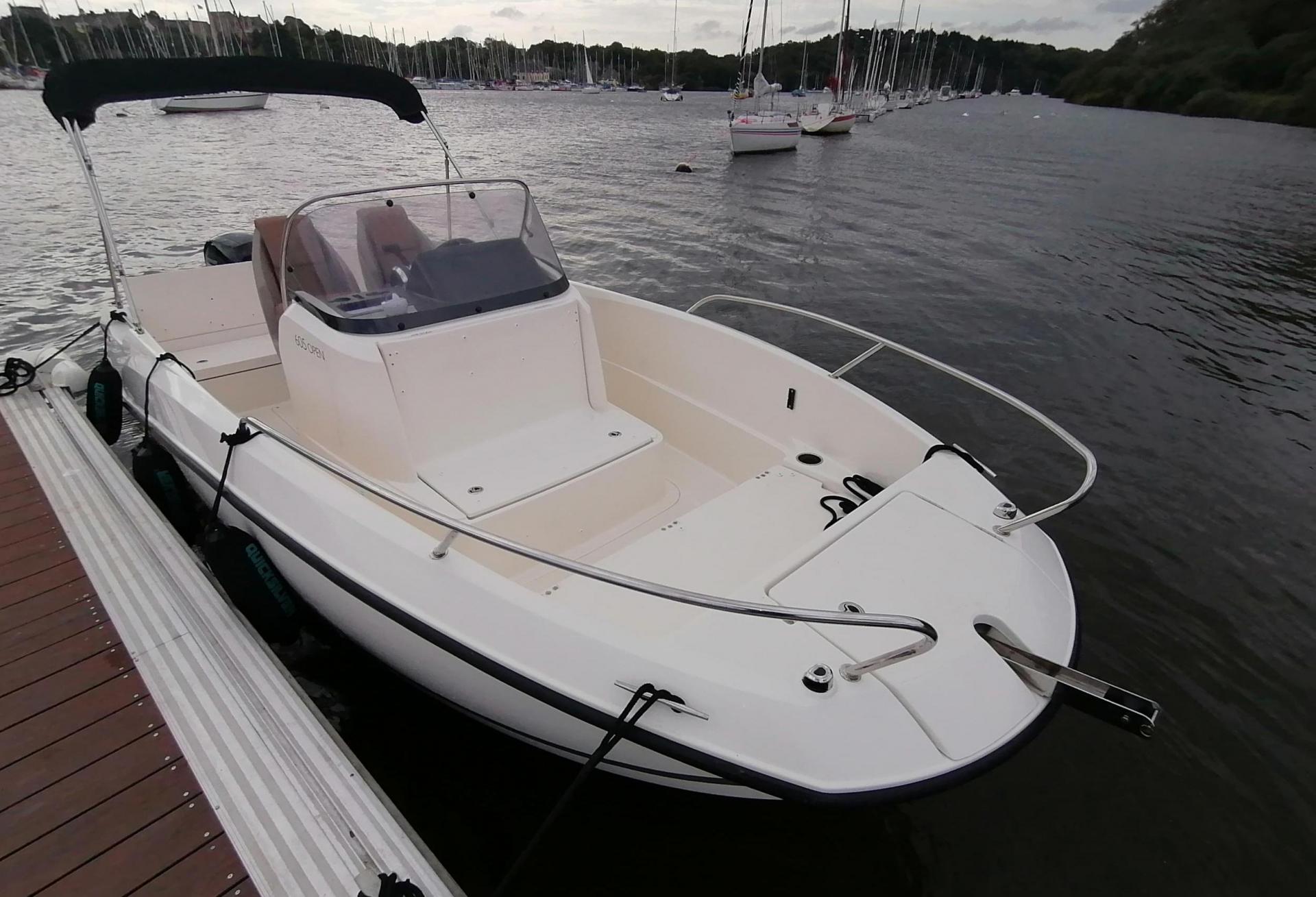 Bateau moteur QUICKSILVER ACTIV 605 OPEN 2021 exterieur 6