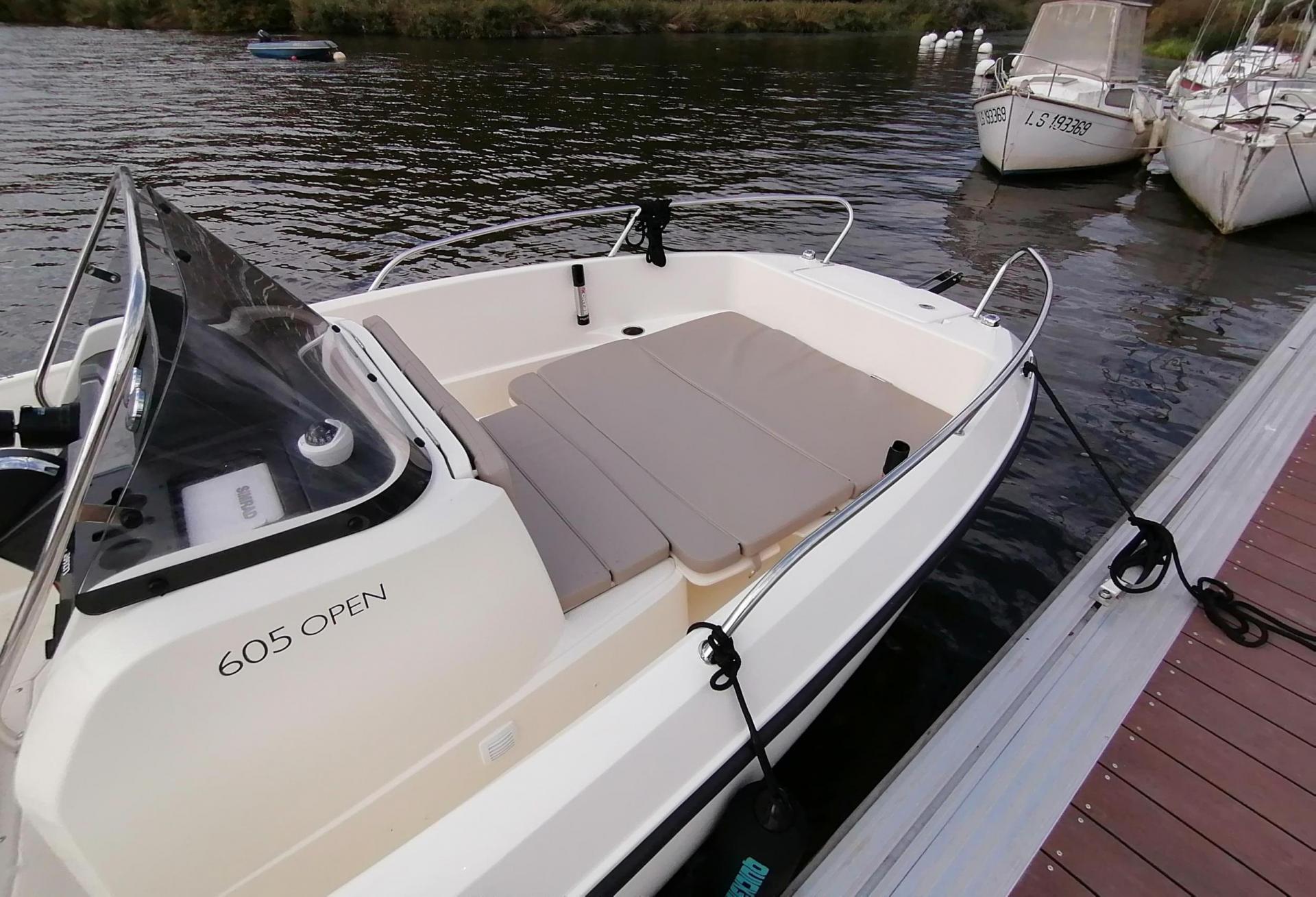 Bateau moteur QUICKSILVER ACTIV 605 OPEN 2021 exterieur 26