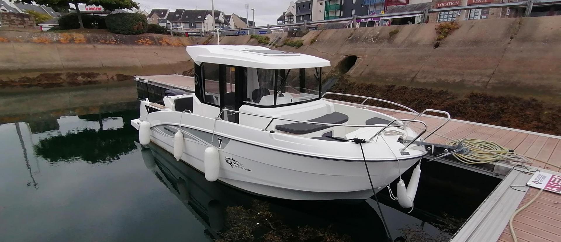 Bateau moteur BARRACUDA 7 2017 8