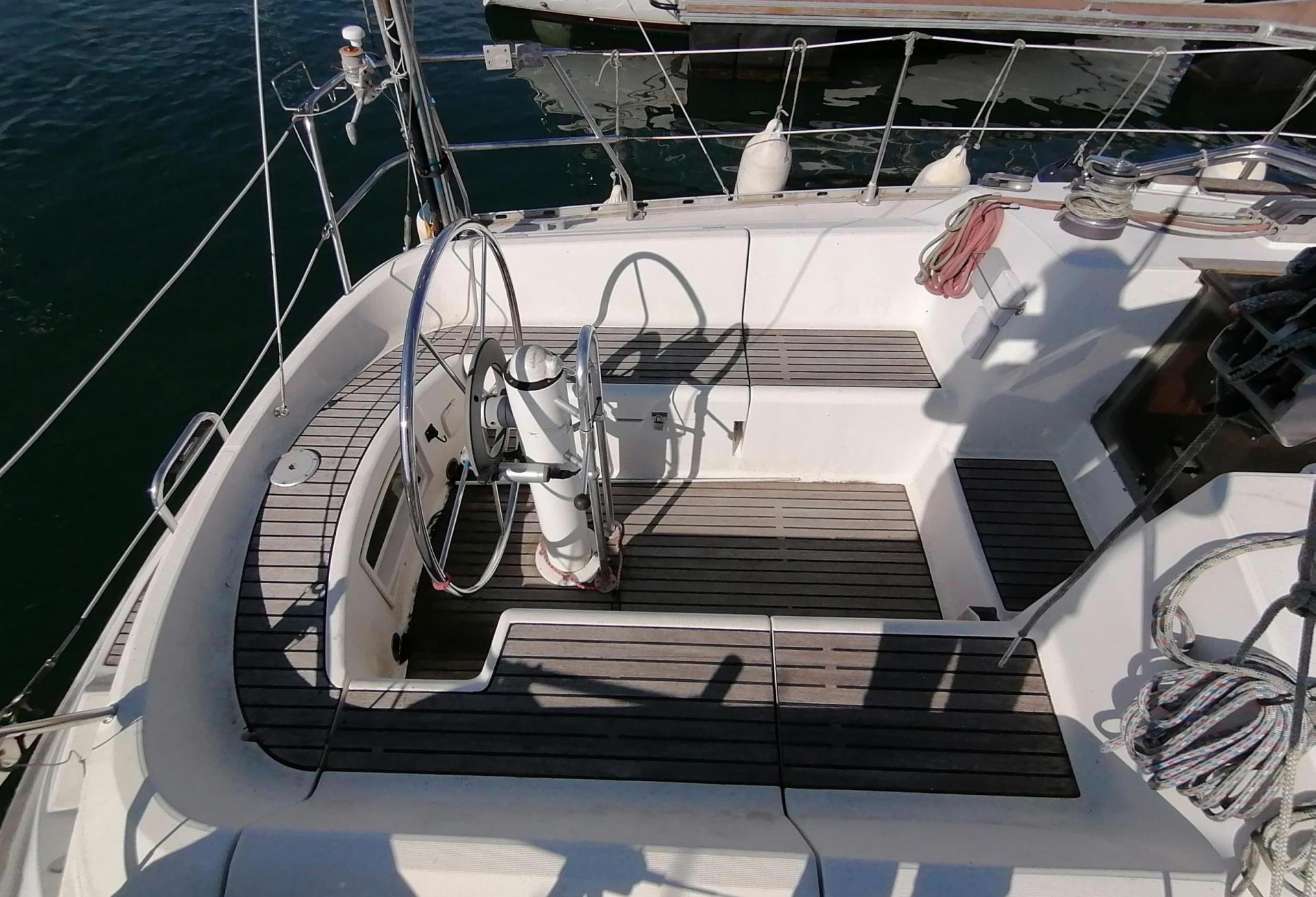 Voilier Jeanneau Sun Odyssey 33.1 1996 exterieur 6