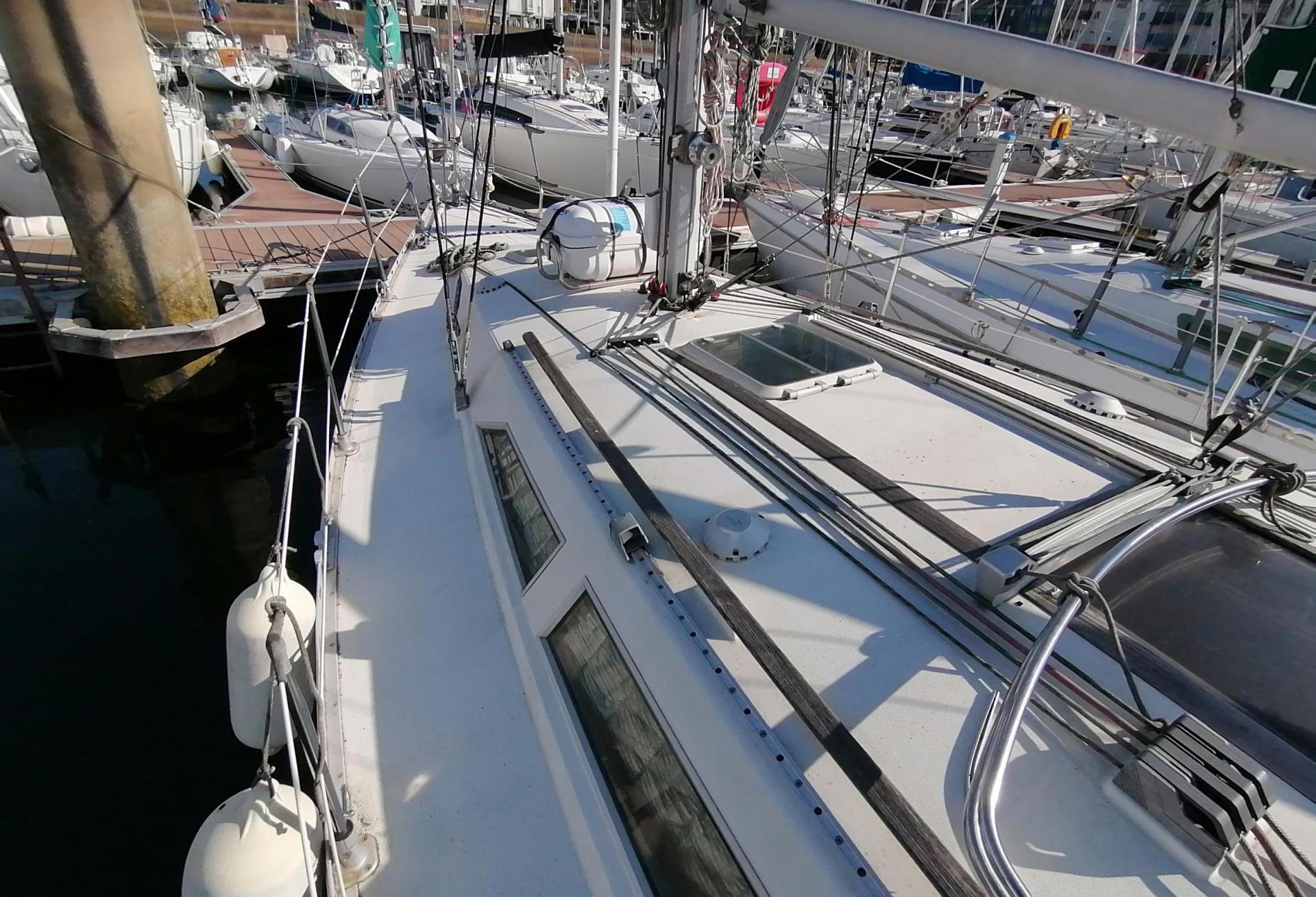 Voilier Jeanneau Sun Odyssey 33.1 1996 exterieur 9