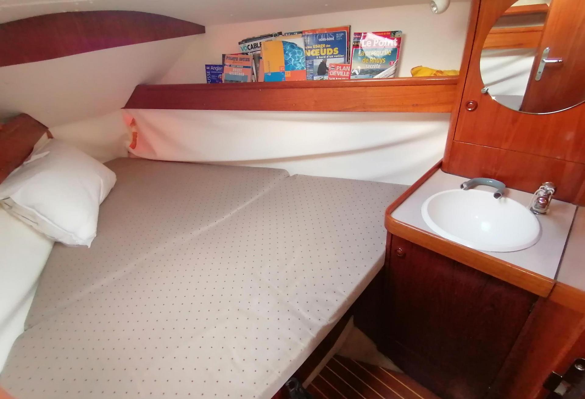 Voilier Jeanneau Sun Odyssey 33.1 1996 interieur 17