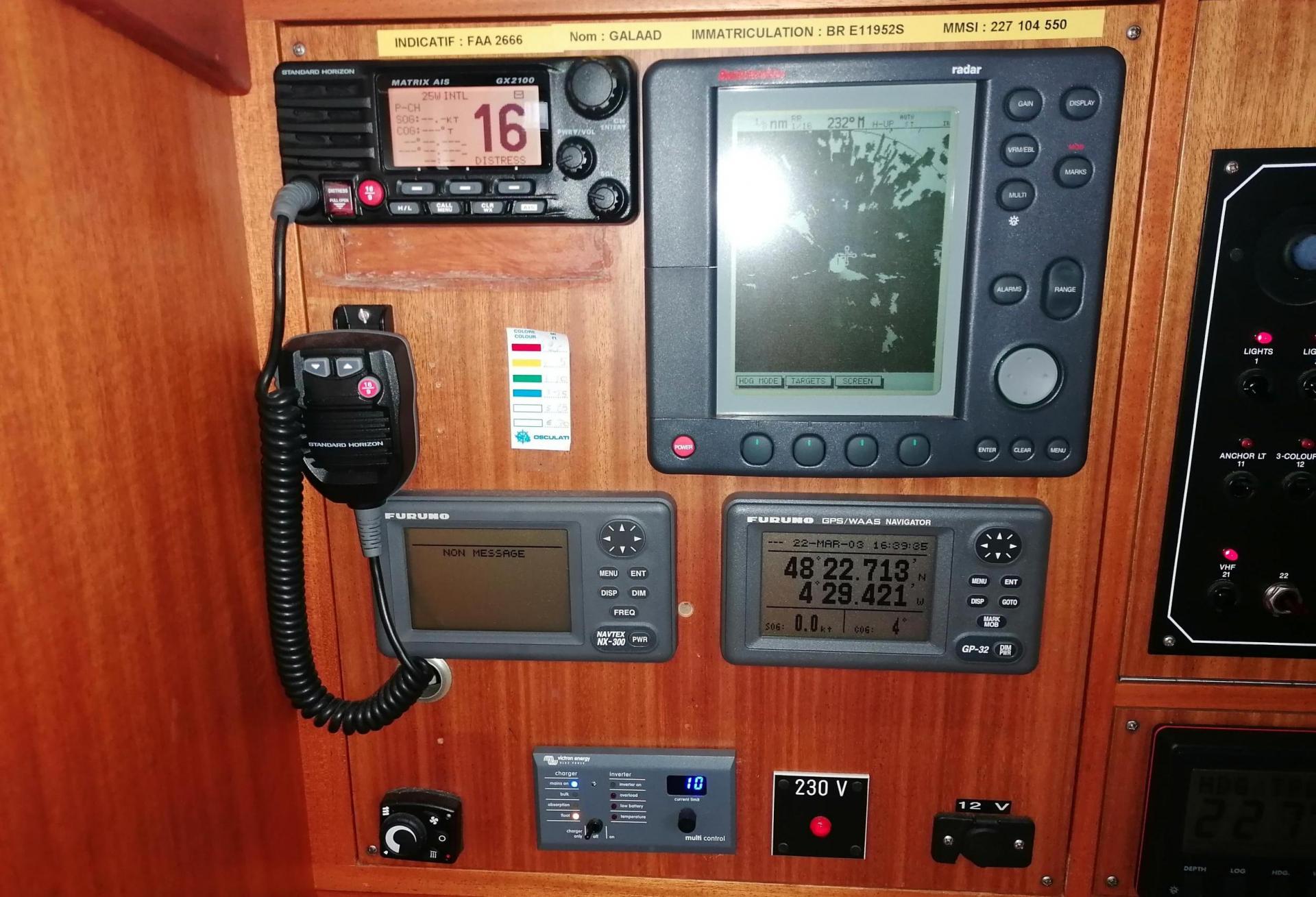 Voilier NAJAD 361 1998 interieur 6