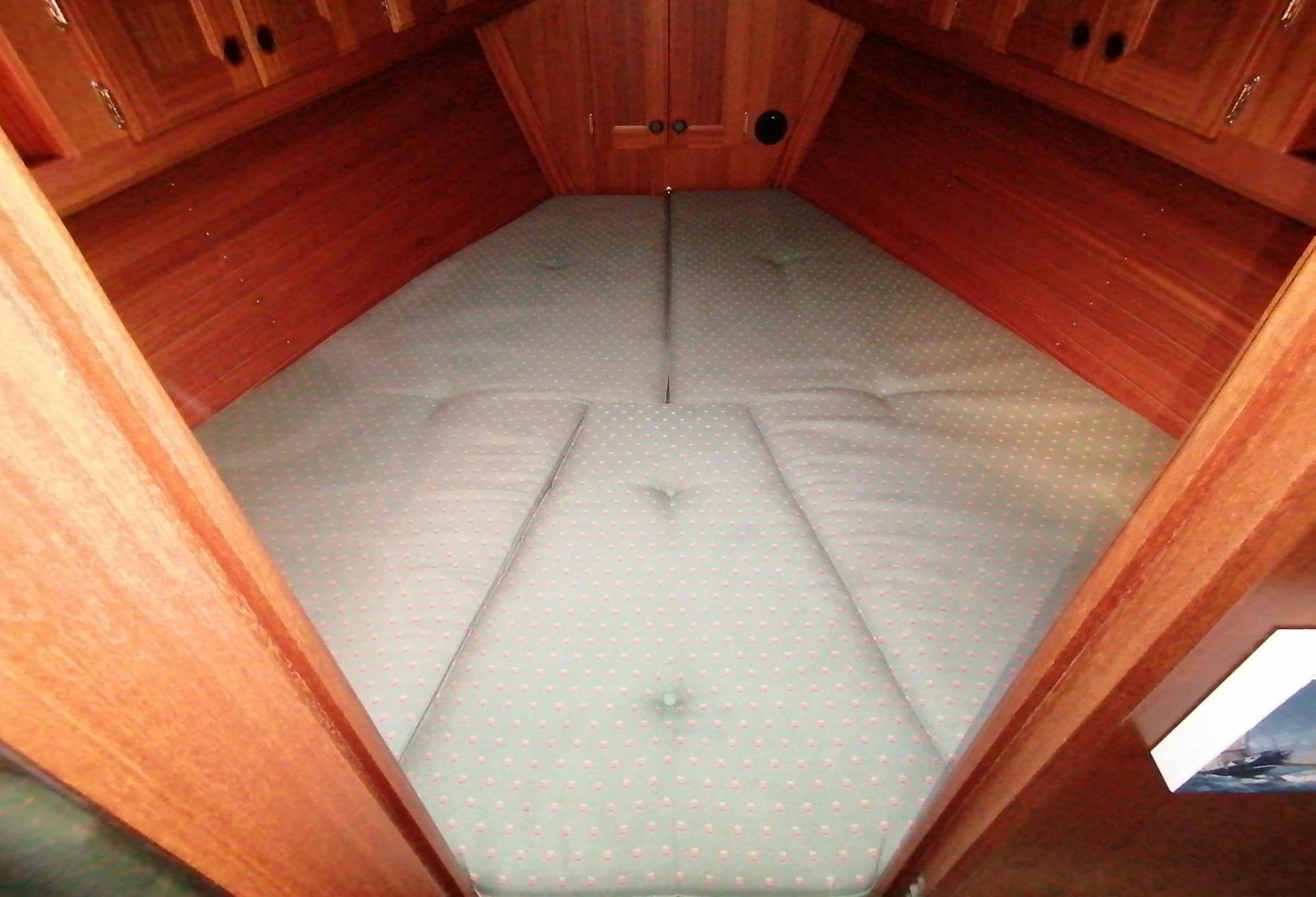 Voilier NAJAD 361 1998 interieur 15