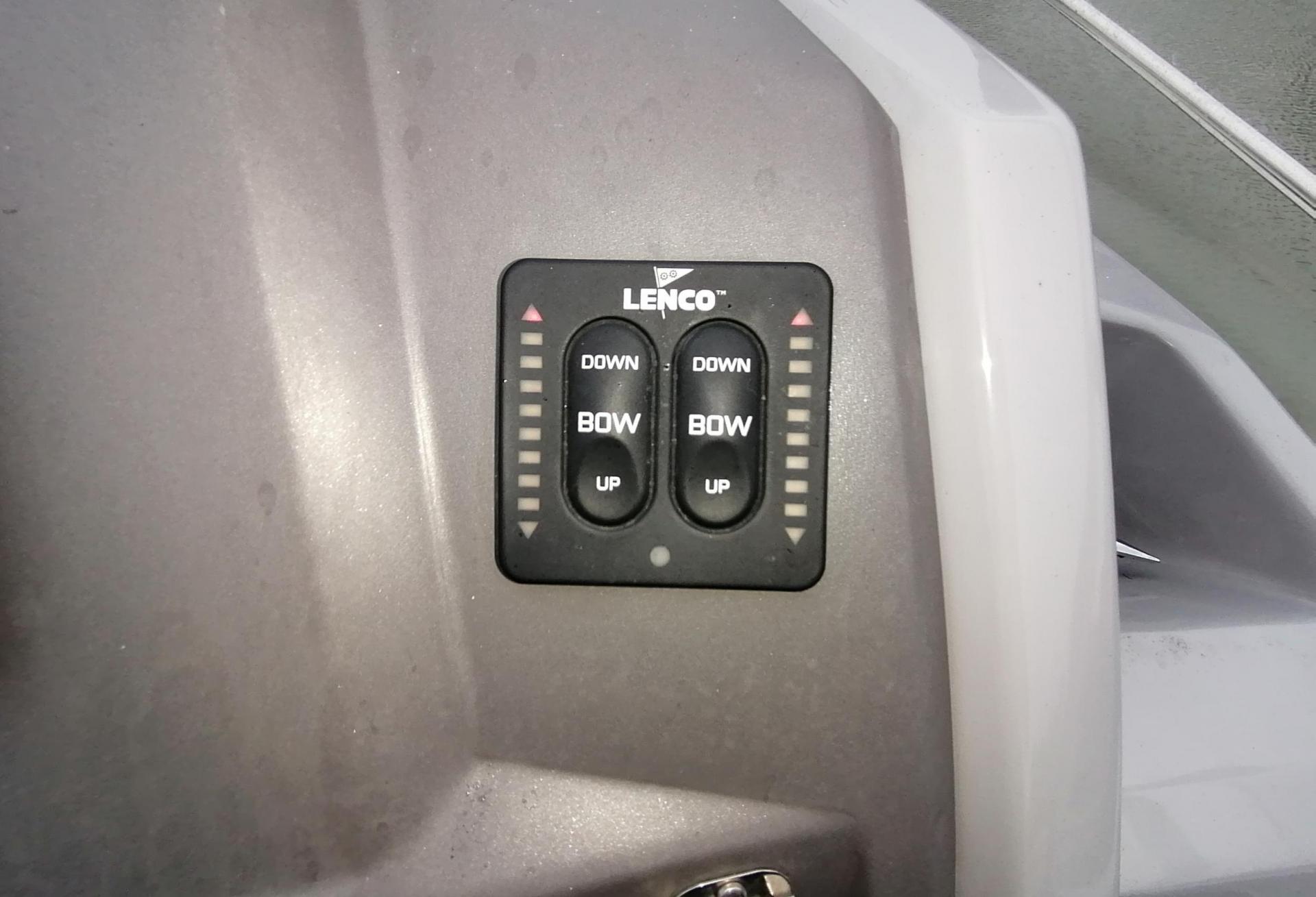 Bateau moteur CAP CAMARAT 8.5 WA 2016 exterieur 18