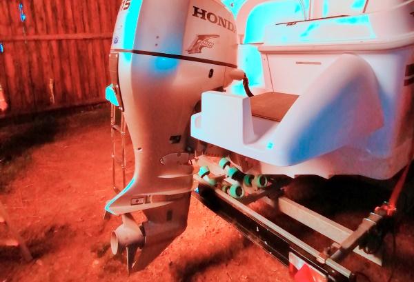 Bateau moteur Drago 22 2013 exterieur 14