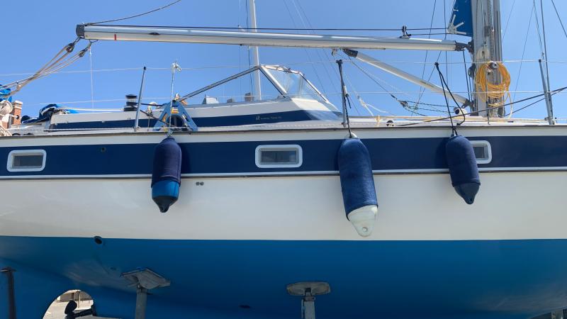 Voilier Hallberg-Rassy 352 1981 exterieur 4