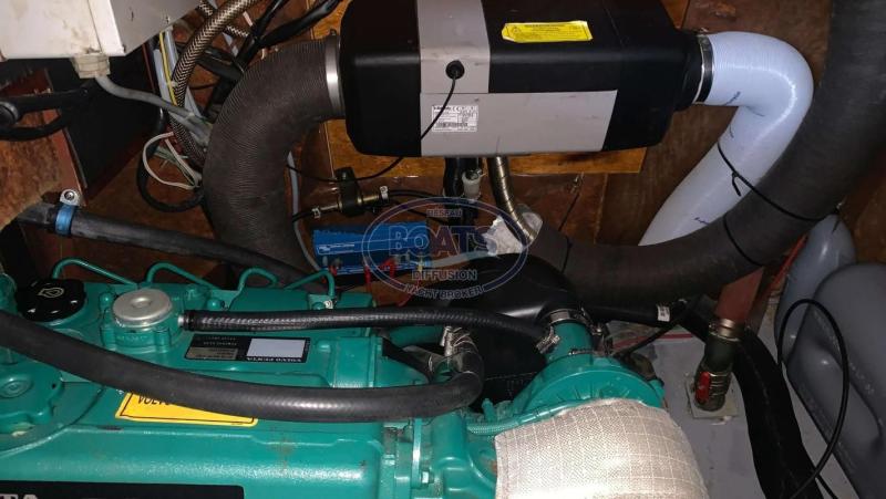 Voilier Hallberg-Rassy 352 1981 exterieur 10