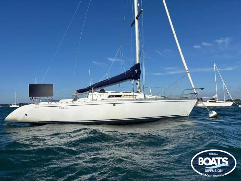 Voilier Beneteau First 32 1983 home