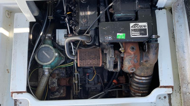 Bateau moteur Jeanneau Merry Fisher 700 1996 exterieur 18