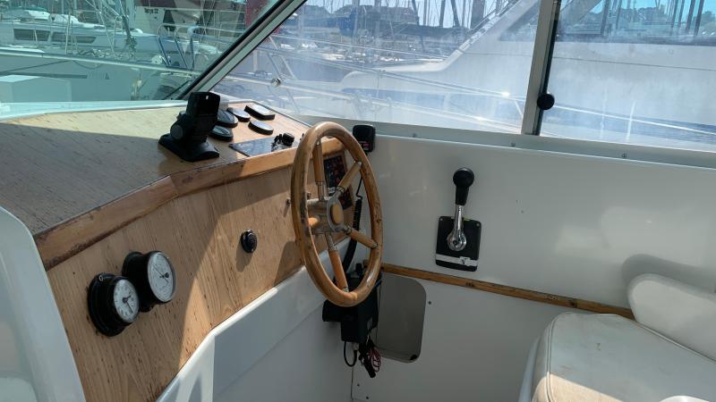 Bateau moteur Jeanneau Merry Fisher 700 1996 exterieur 23