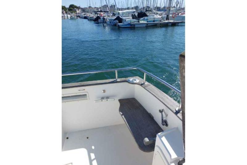 Bateau moteur Rhea RHEA 650 2000 exterieur 10