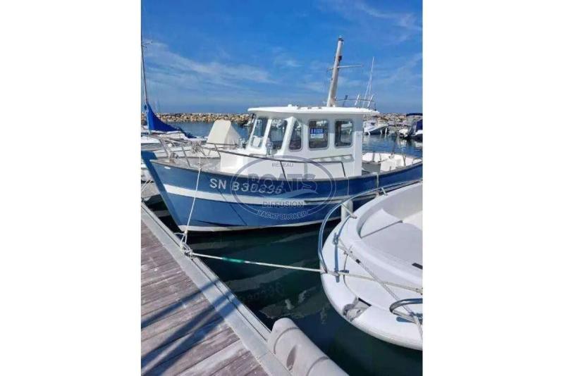 Bateau moteur Rhea RHEA 650 2000 exterieur 2
