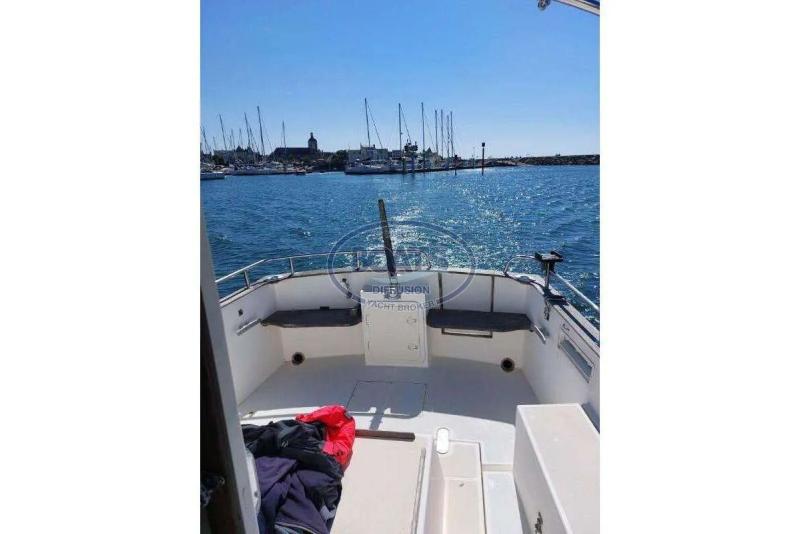 Bateau moteur Rhea RHEA 650 2000 exterieur 4