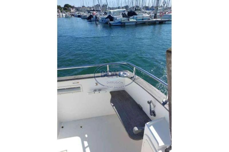 Bateau moteur Rhea RHEA 650 2000 exterieur 10