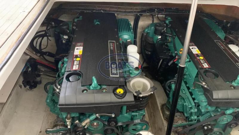 Bateau moteur Bavaria 35 Sport HT 2005 exterieur 5