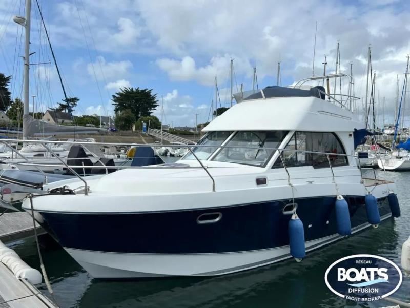 Bateau moteur Beneteau Antares 9.80 2008 17