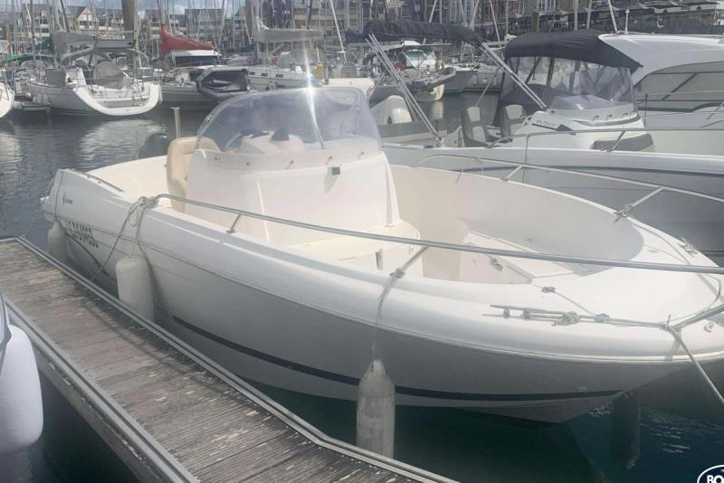 Voilier Jeanneau Cap Camarat 635 cc Style 2008 home