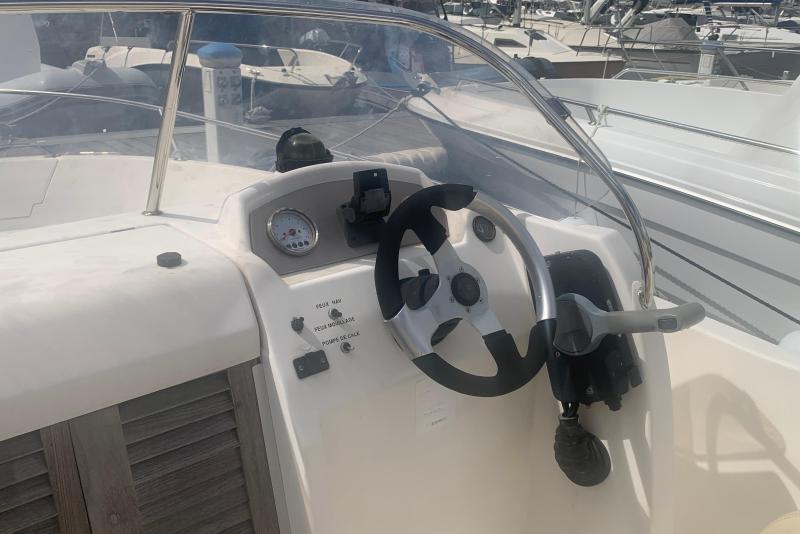 Bateau moteur Jeanneau Cap Camarat 635 Open/Style 2008 exterieur 7
