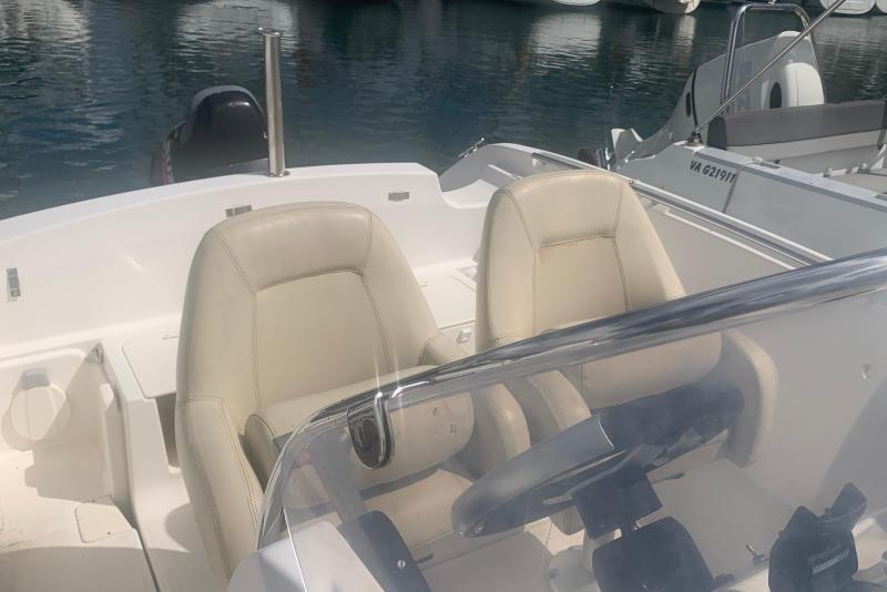 Bateau moteur Jeanneau Cap Camarat 635 Open/Style 2008 exterieur 14