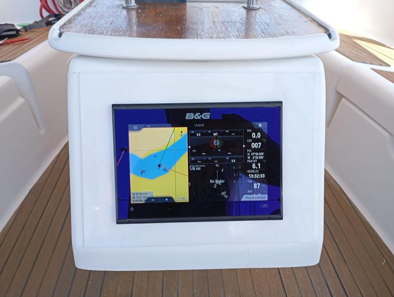 Voilier Beneteau Oceanis 40 2009 exterieur 4