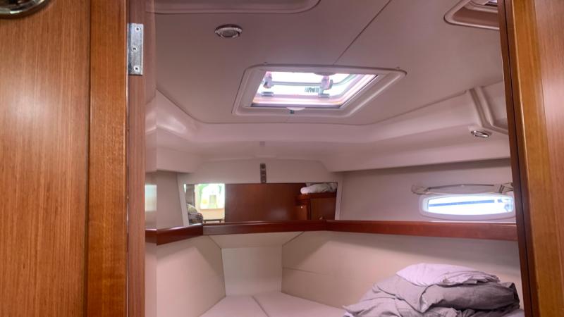 Voilier Beneteau Oceanis 40 2009 exterieur 18