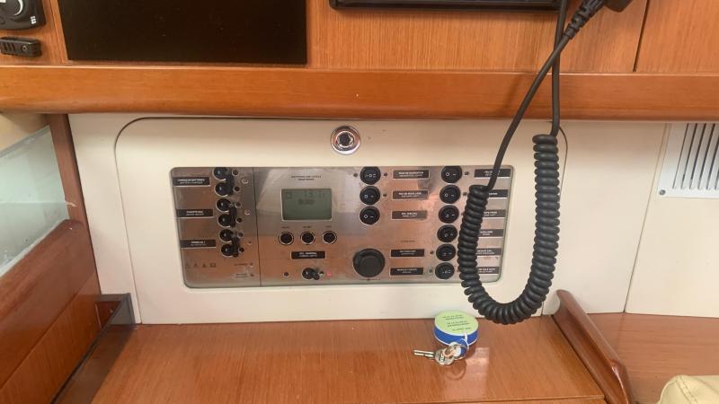 Voilier Beneteau Oceanis 40 2009 exterieur 31