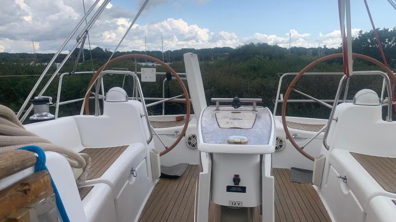 Voilier Beneteau Oceanis 40 2009 exterieur 7