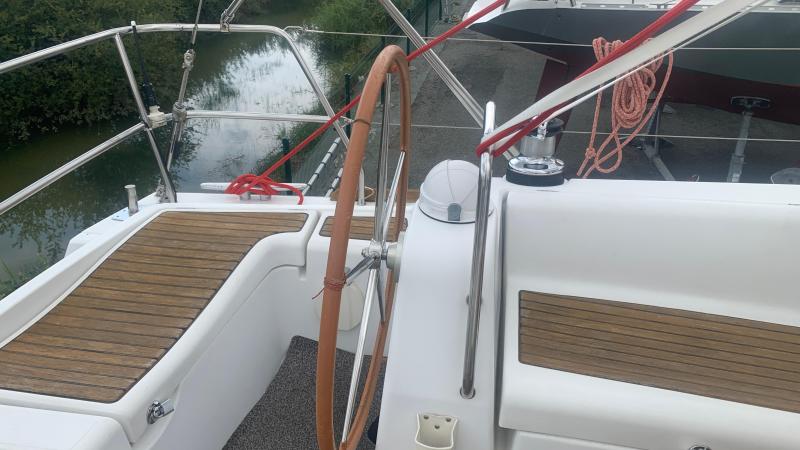 Voilier Beneteau Oceanis 40 2009 exterieur 8