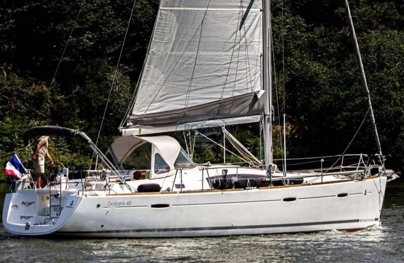 Voilier Beneteau Oceanis 40 2009 exterieur 3