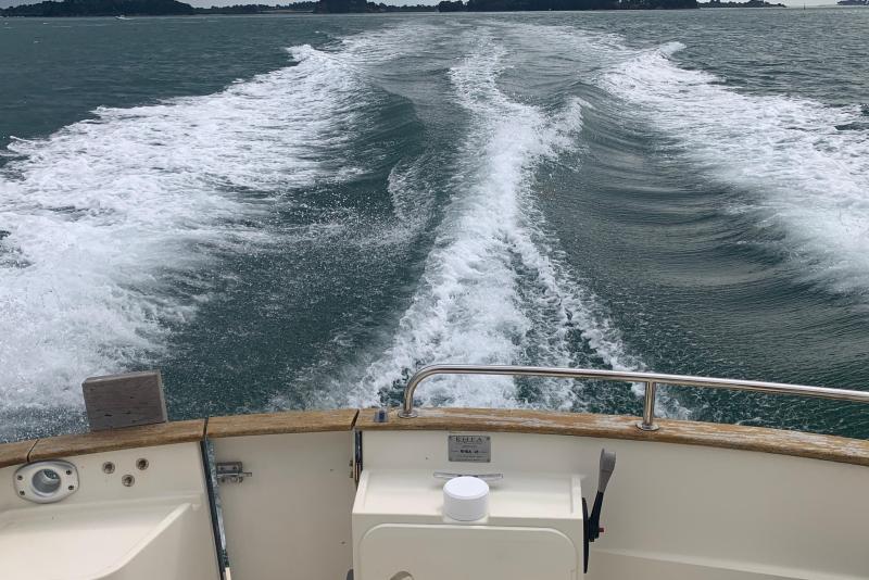 Bateau moteur Rhea Rhea 28 2013 exterieur 15