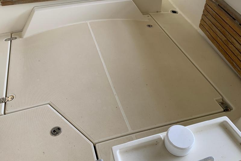 Bateau moteur Rhea Rhea 28 2013 exterieur 19