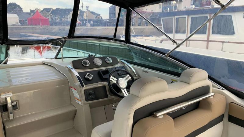 Bateau moteur Sea Ray 265 Sundancer 2013 exterieur 8
