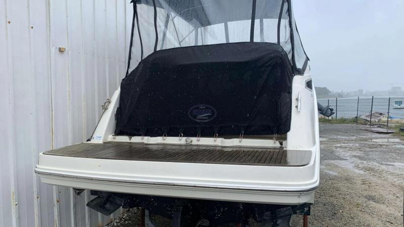 Bateau moteur Sea Ray 265 Sundancer 2013 exterieur 13